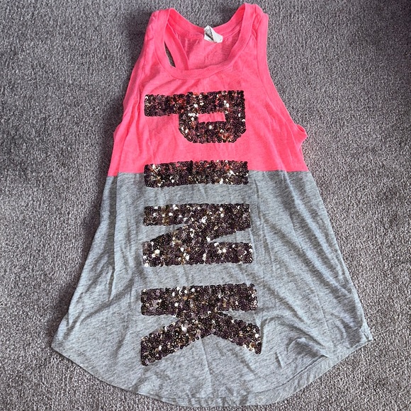 Pink tank top - Picture 1 of 1